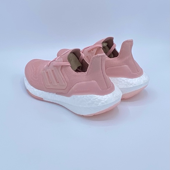 NEW! adidas Ultraboost 22 Women's Running Shoes Size 10 GX5592 - Picture 6 of 7
